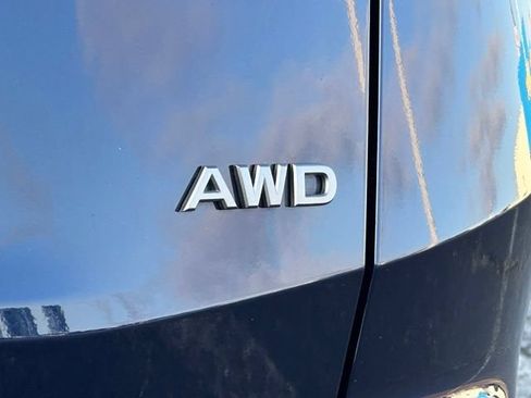 Certified 2025 Nissan Rogue SV AWD/4WD image 14
