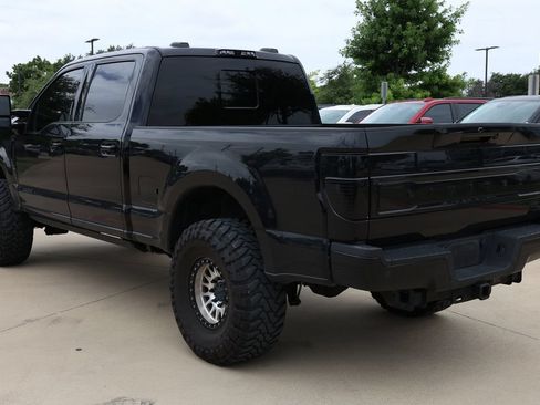 Used 2022 Ford F250 Limited w/ FX4 Off-Road Package AWD/4WD image 7