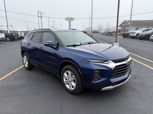 Used 2022 Chevrolet Blazer LT image 2