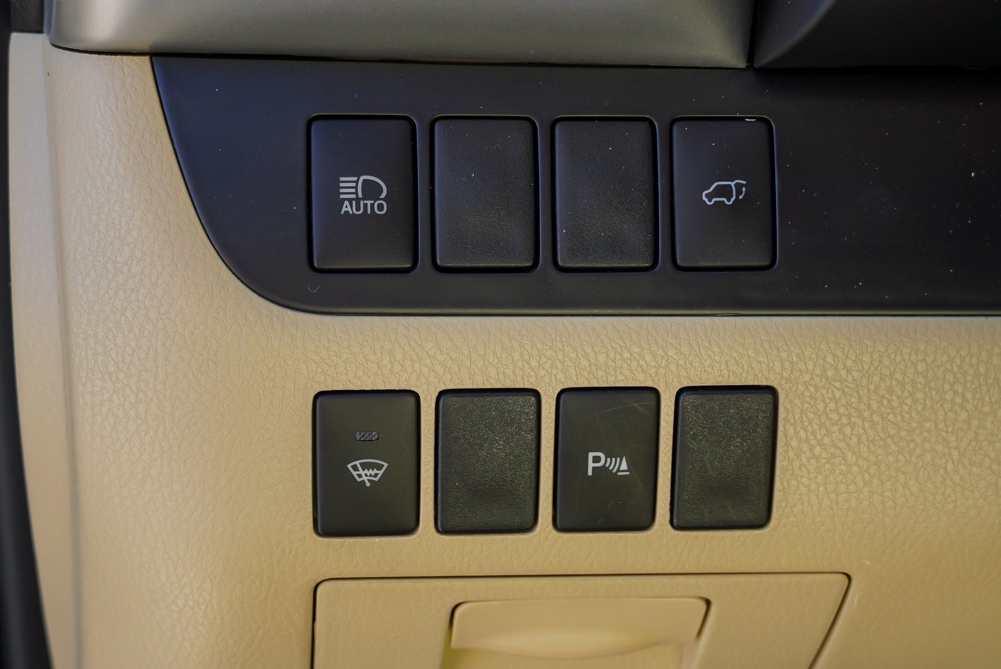 Used 2019 Toyota Highlander Limited AWD/4WD image 19