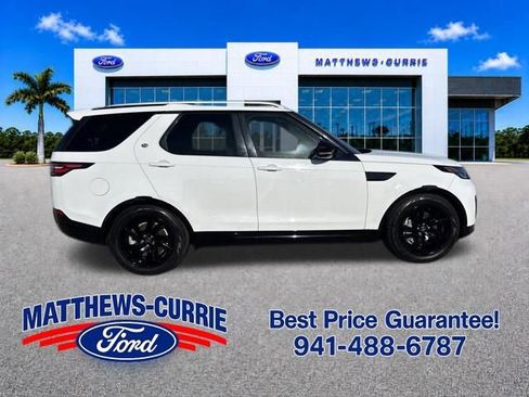 Used 2020 Land Rover Discovery Landmark AWD/4WD image 3