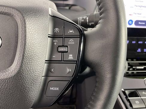 Used 2024 Subaru Solterra Limited image 14