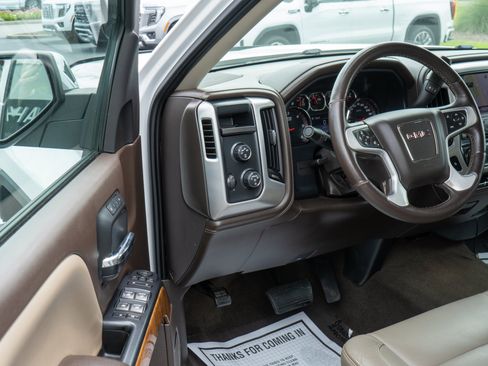 Used 2015 GMC Sierra 1500 SLT w/ SLT Preferred Package AWD/4WD image 12