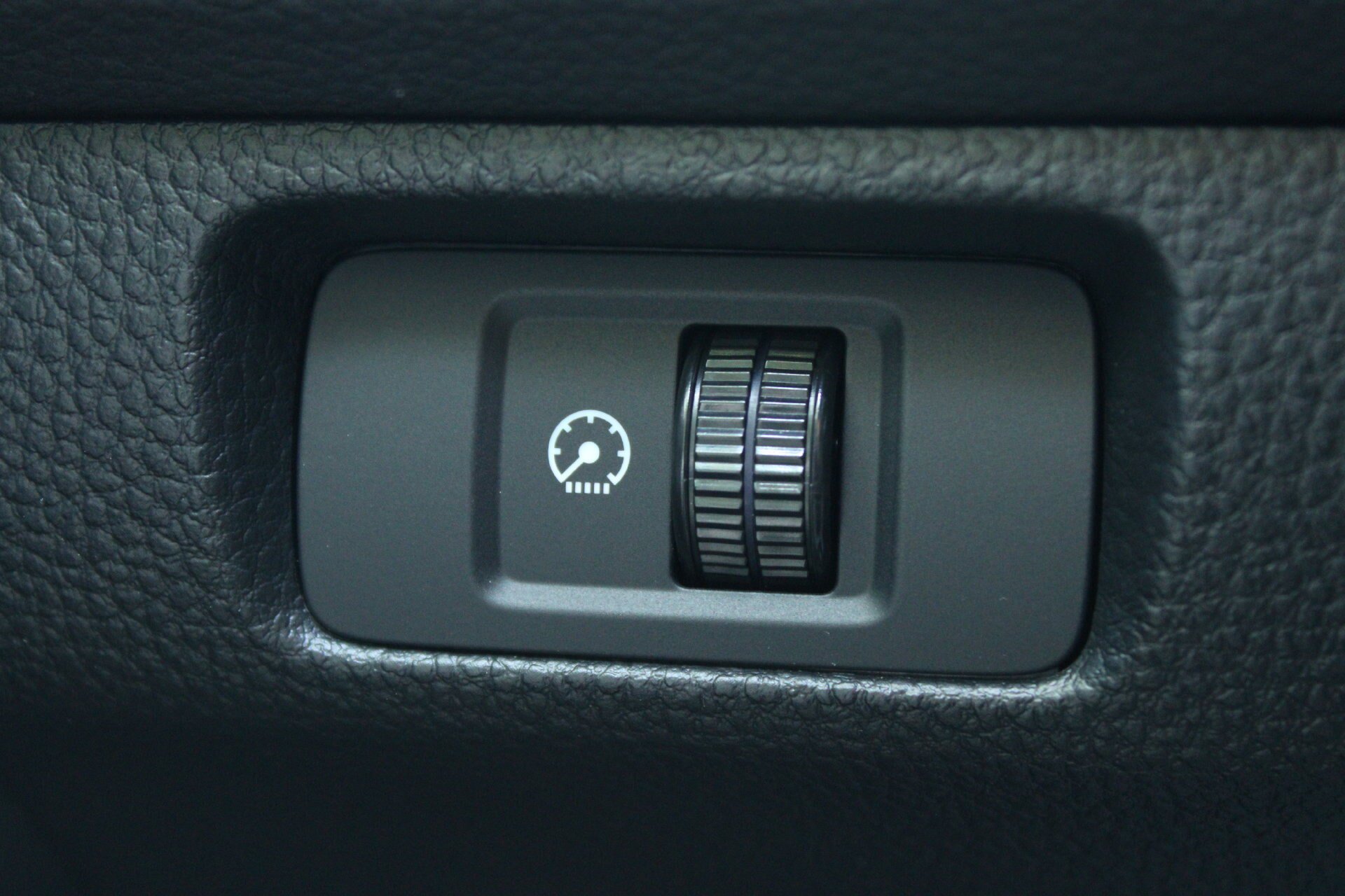 Used 2025 Honda Civic Sport image 25