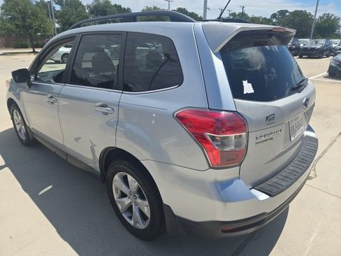 Used 2015 Subaru Forester 2.5i Limited AWD/4WD image 4