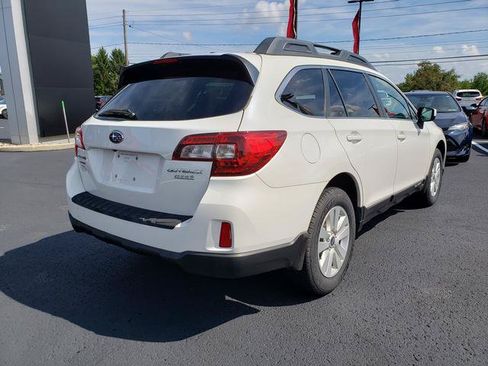 Used 2015 Subaru Outback 2.5i Premium w/ Popular Package #2 AWD/4WD image 3
