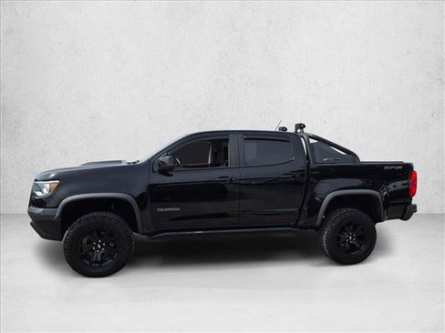 Used 2019 Chevrolet Colorado ZR2 w/ ZR2 Midnight Special Edition AWD/4WD image 8