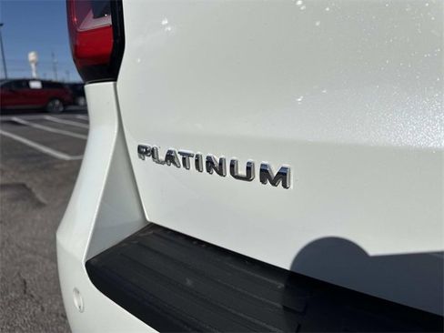 Used 2022 Ford Expedition Max Platinum image 6