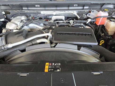 Used 2024 GMC Sierra 2500 AT4 w/ AT4 Preferred Package image 31