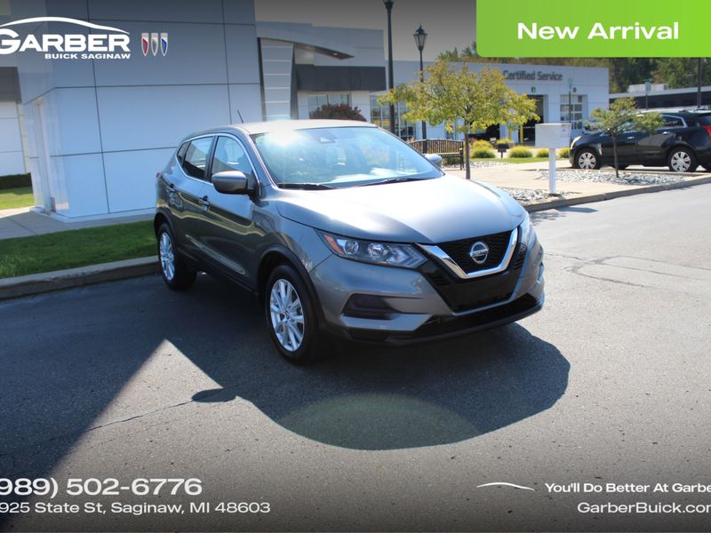 Used 2021 Nissan Rogue Sport S image 1