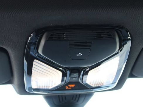 Used 2021 BMW X6 xDrive40i w/ M Sport Package AWD/4WD image 19