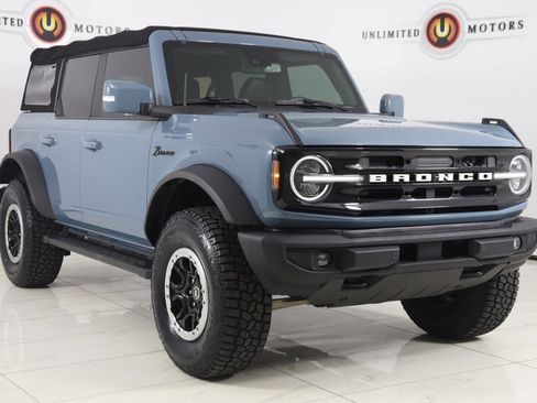 Used 2022 Ford Bronco Outer Banks w/ Sasquatch Package image 21