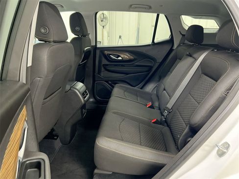 Used 2021 GMC Terrain SLE w/ Driver Convenience Package image 22