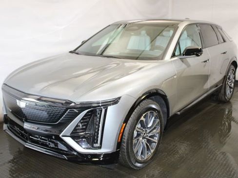 New 2026 Cadillac Lyriq Sport AWD/4WD image 1