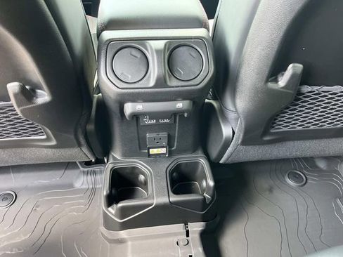 New 2026 Jeep Gladiator Rubicon AWD/4WD image 16