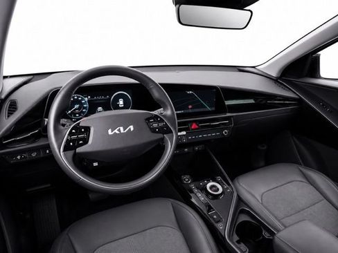 Used 2023 Kia Niro Wind w/ Wind Preserve Package FWD image 28