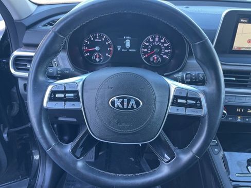 Used 2021 Kia Telluride EX w/ EX Premium Package image 19