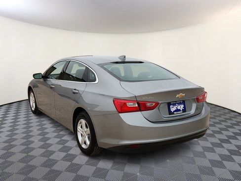 Used 2025 Chevrolet Malibu LT w/ Sport Edition FWD image 3
