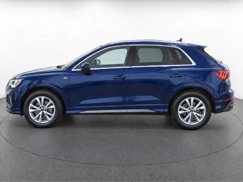 Used 2024 Audi Q3 2.0T Premium Plus AWD/4WD image 3