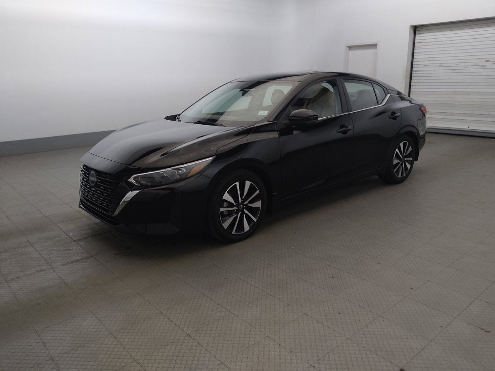 Used 2025 Nissan Sentra SV w/ SV Premium Package FWD image 2