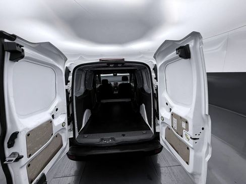 Used 2019 Ford Transit Connect XLT FWD image 17
