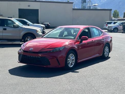 Used 2025 Toyota Camry LE FWD image 9