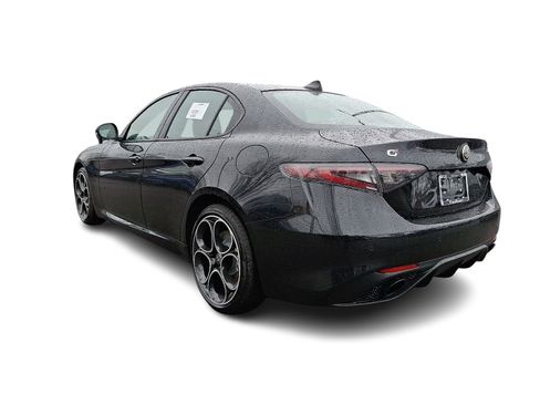 New 2026 Alfa Romeo Giulia AWD image 3