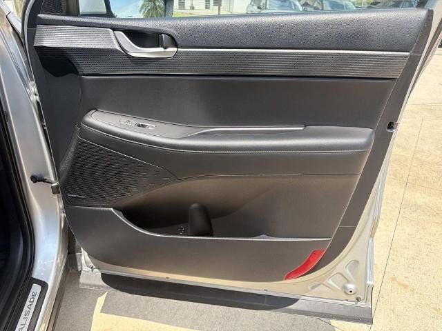 Used 2023 Hyundai Palisade Limited w/ Cargo Package AWD/4WD image 18
