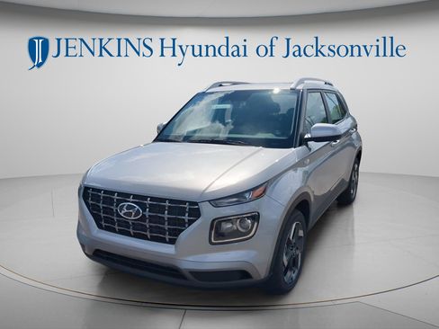 New 2026 Hyundai Venue SEL FWD image 7