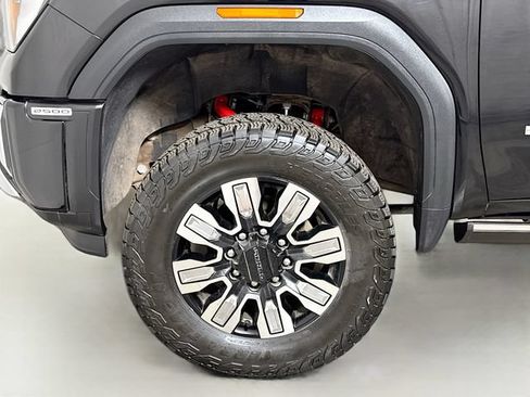 Used 2024 GMC Sierra 2500 Denali w/ Denali Reserve Package AWD/4WD image 31