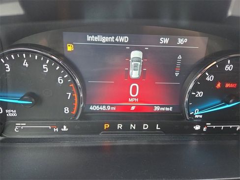 Certified 2022 Ford Explorer XLT w/ Equipment Group 202A image 31