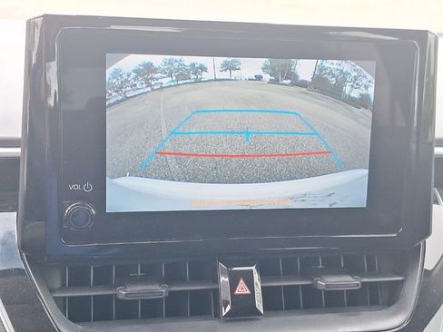 Used 2024 Toyota Corolla LE image 32