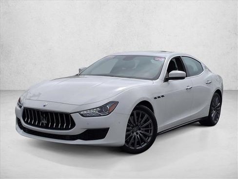 Used 2020 Maserati Ghibli S RWD image 1