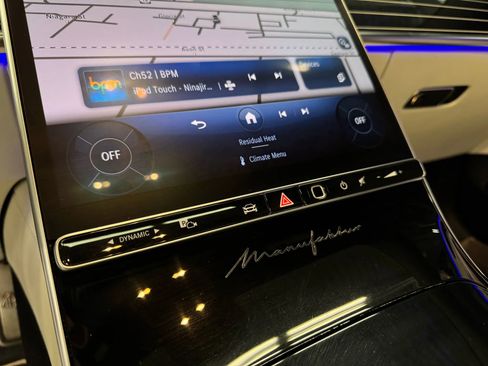 Used 2023 Mercedes-Benz Maybach S 680 4MATIC w/ Manufaktur Leather Package image 30