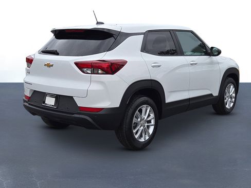 New 2026 Chevrolet TrailBlazer LS image 6