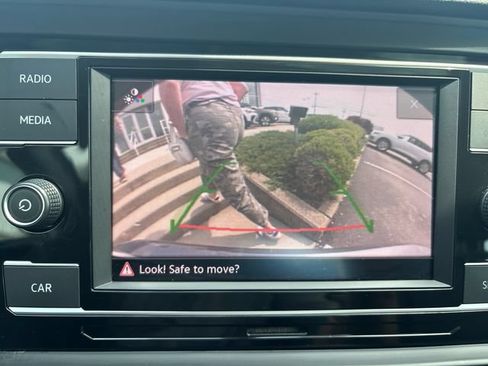 Used 2019 Volkswagen Jetta SE FWD image 20