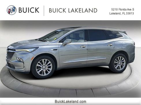 Used 2023 Buick Enclave Avenir w/ Avenir Technology Package FWD image 1
