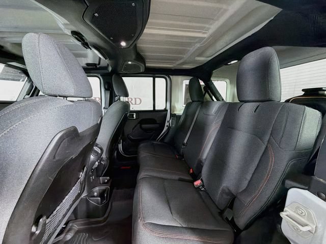 Used 2024 Jeep Wrangler Unlimited Rubicon AWD/4WD image 28