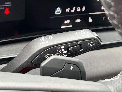 Certified 2025 Audi SQ6 e-tron Prestige w/ Black Optic Package image 35