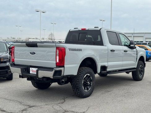 New 2026 Ford F250 XLT w/ Tremor Off-Road Package image 3