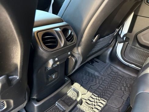 Used 2024 Jeep Wrangler Unlimited Rubicon 392 AWD/4WD image 70