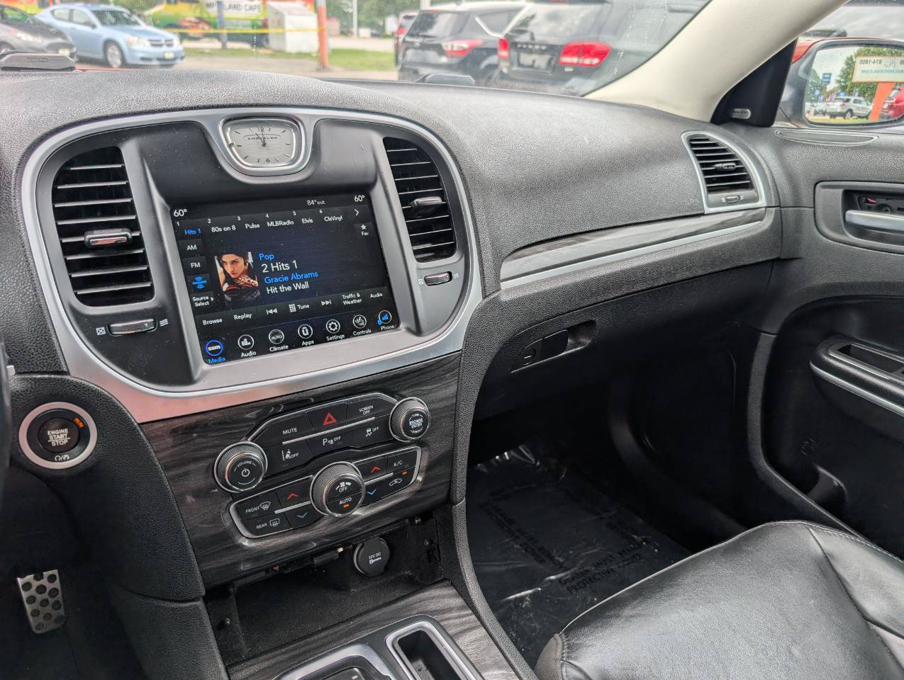 Used 2021 Chrysler 300 Touring L RWD image 21