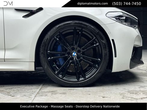 Used 2019 BMW M5 w/ Executive Package image 40