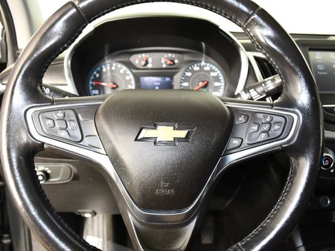 Used 2018 Chevrolet Equinox LT AWD/4WD image 19