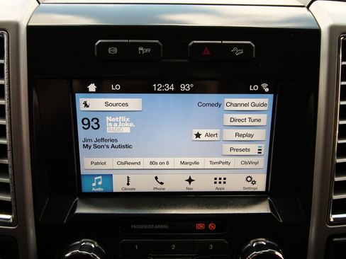 Used 2017 Ford F350 Lariat w/ Lariat Value Package AWD/4WD image 30