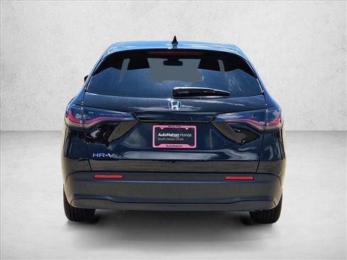 Used 2026 Honda HR-V LX image 6