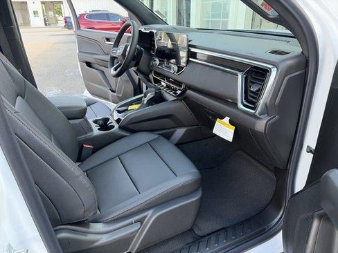New 2026 GMC Canyon Elevation RWD image 15