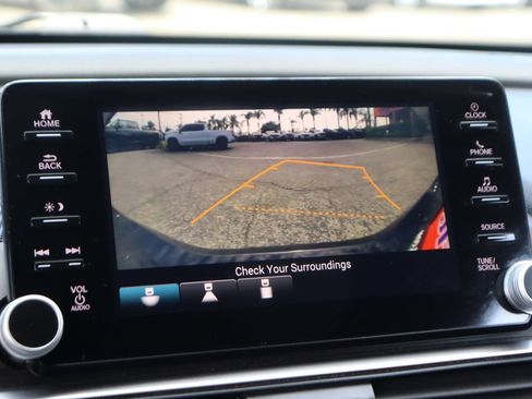 Used 2018 Honda Accord Sport image 28