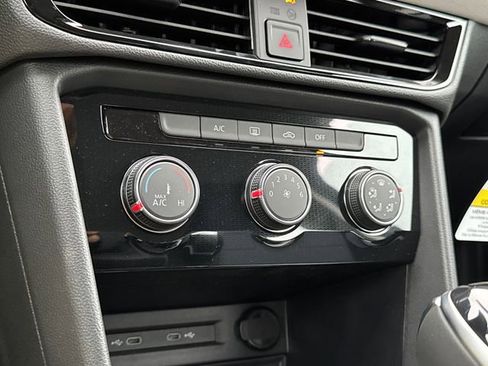 New 2026 Volkswagen Taos S image 38