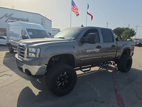Used 2013 GMC Sierra 1500 SLE w/ Power Tech Package AWD/4WD image 1